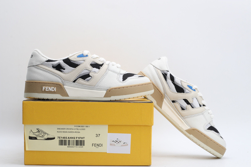 fen sneaker