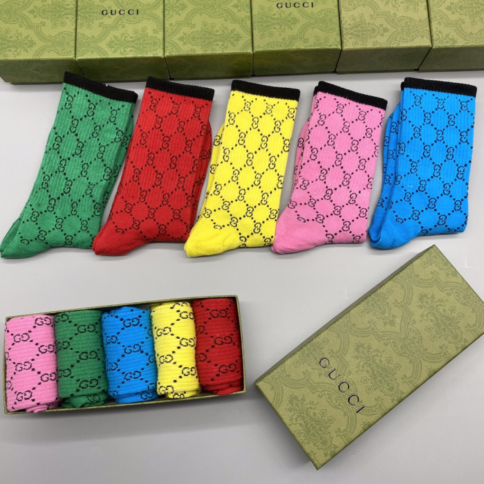G*u*i sock